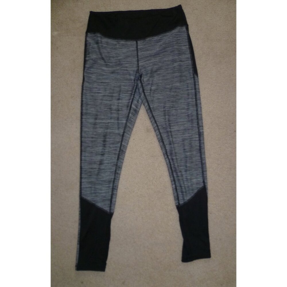 Women's Black and Gray Leggings